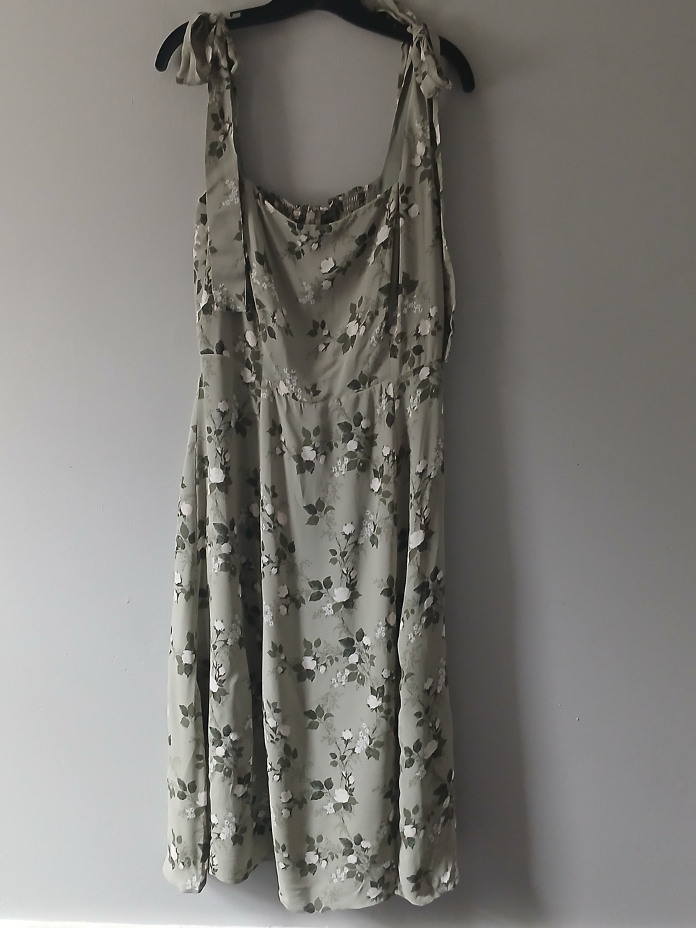 Reformation Women's Size 12 Twilight Dress in Verde Floral Front Slit Bow Lined